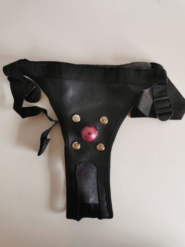 Strap-On mit Aufsatz für Dildos